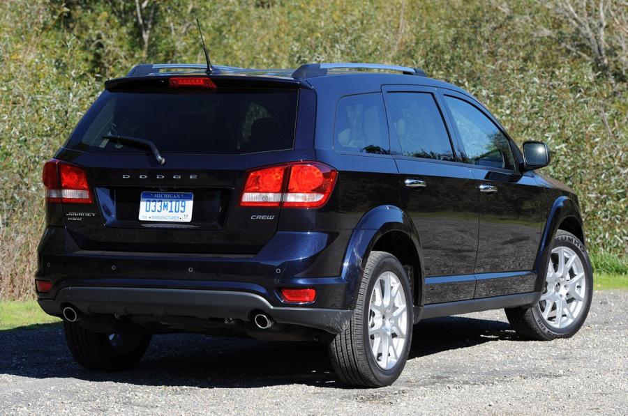  Dodge Journey 2011 года  (фото 18 из 69)